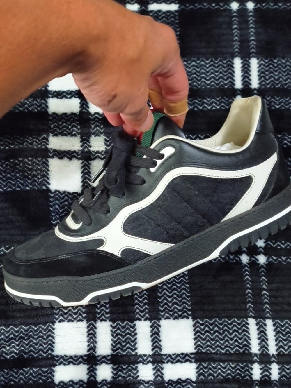 Gucci Sneaker - Picture 10 of 13